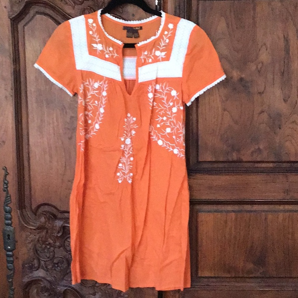 trf floral embroidery & lace dress size M